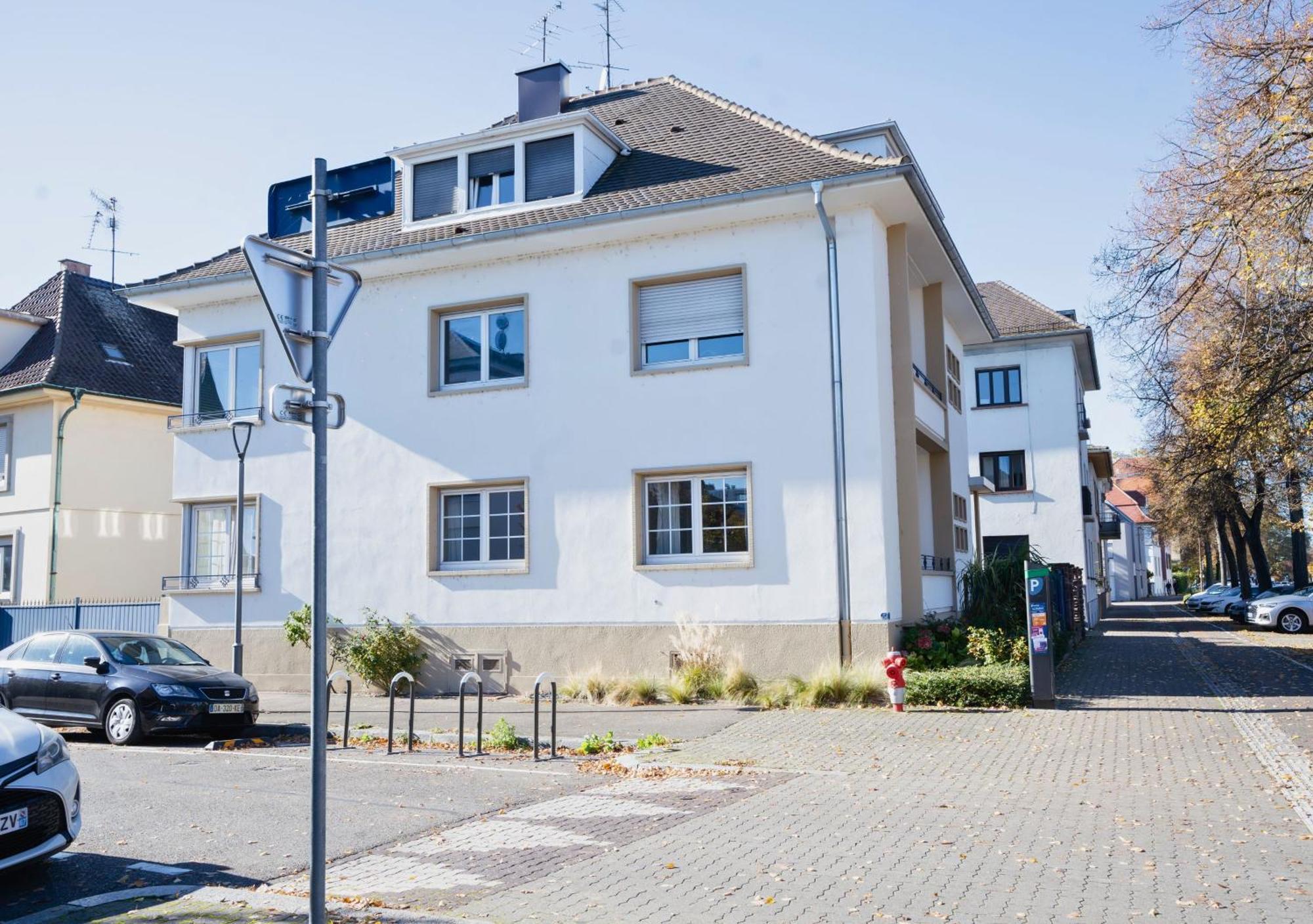 Charmant Appartement Avec Terrasse Dans Villa Strasbourg Exterior photo